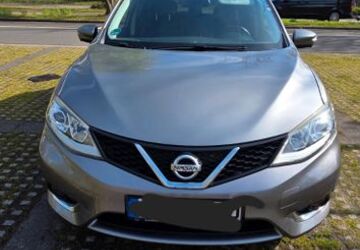Nissan Pulsar 101.000 km 9.000 &euro; Duisburg 47055