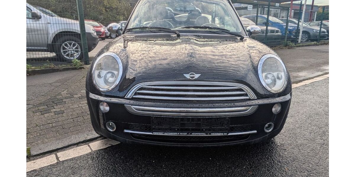 Mini ONE 155.000 km 3.499 &euro; Essen 45359