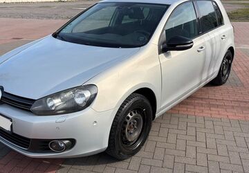 VW Golf 138.000 km 6.500 &euro; Essen 45139