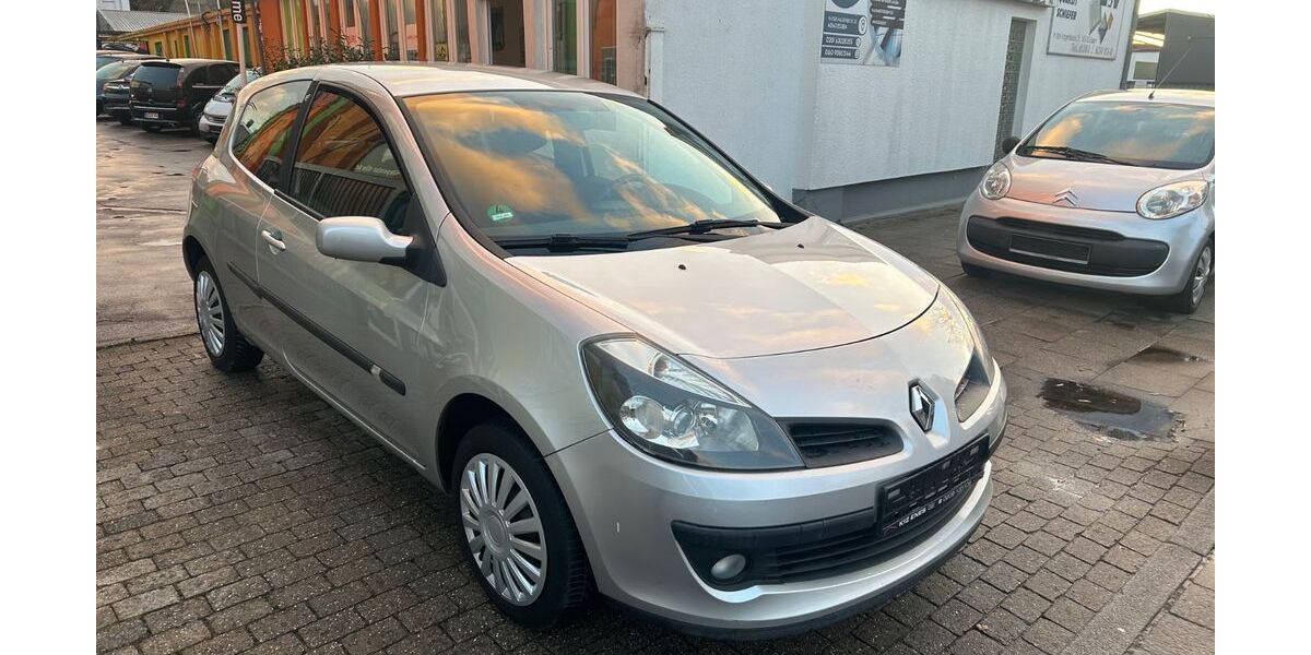 Renault Clio 170.000 km 1.990 &euro; Essen 45143
