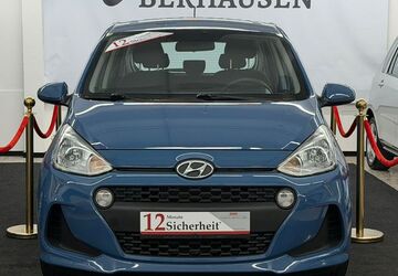 Hyundai i10 26.488 km 8.499 &euro; Oberhausen 46049