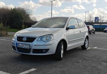 VW Polo 100.500 km 2.490 &euro; Duisburg 47269