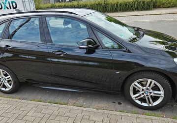 BMW 218 Active Tourer 86.500 km 13.300 &euro; Bochum 44805