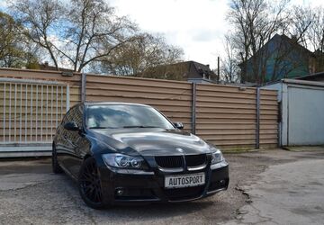 BMW 330 111.000 km 18.480 &euro; Duisburg 47166