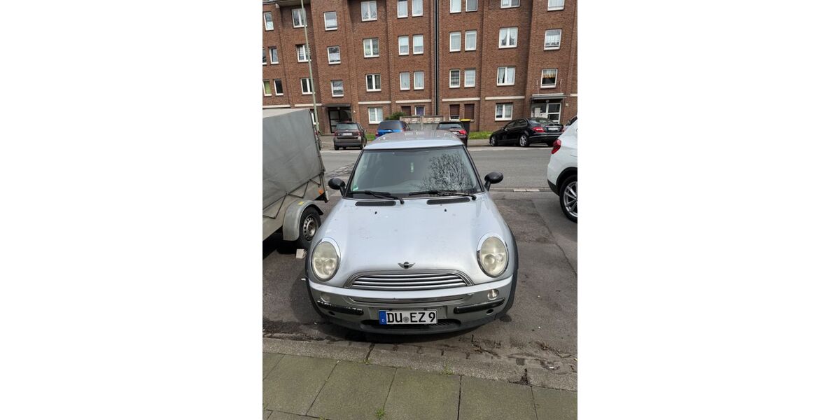Mini ONE 181.759 km 1.250 &euro; Duisburg 47166