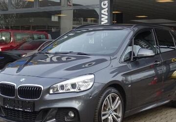 BMW 220 Active Tourer 121.972 km 16.990 &euro; Essen 45355