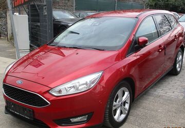 Ford Focus 100.000 km 7.999 &euro; Oberhausen 46149