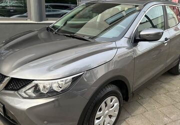 Nissan Qashqai 34.101 km 11.450 &euro; Gelsenkirchen 45899