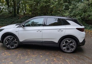 Opel Grandland (X) 13.950 km 22.222 &euro; Dorsten 46286