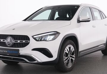 Mercedes-Benz GLA 250 7.125 km 44.885 &euro; Essen 45309