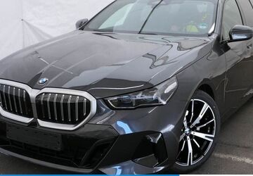 BMW 520 9.421 km 52.550 &euro; Mülheim 45472