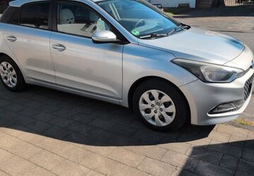 Hyundai i20 39.000 km 8.700 &euro; Duisburg 47137