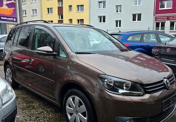 VW Touran 128.000 km 8.100 &euro; Essen 45144