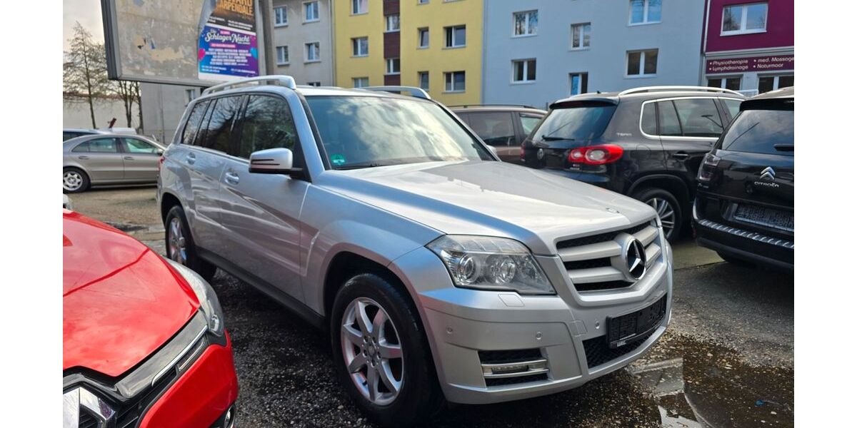 Mercedes-Benz GLK 350 241.000 km 9.300 &euro; Essen 45144