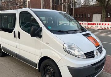 Renault Trafic 235.000 km 8.866 &euro; Essen 45138