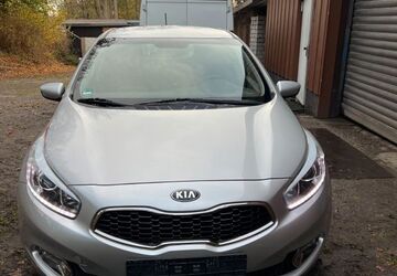 Kia ceed / Ceed 60.000 km 8.950 &euro; Essen 45130