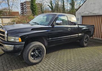 Dodge RAM 182.000 km 9.000 &euro; Duisburg 47269
