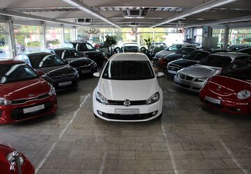 VW Golf 210.000 km 4.690 &euro; Essen 45356