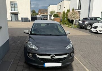 Opel Adam 63.190 km 7.499 &euro; Duisburg 47198