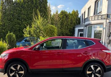 Nissan Qashqai 98.000 km 8.400 &euro; Essen 45326