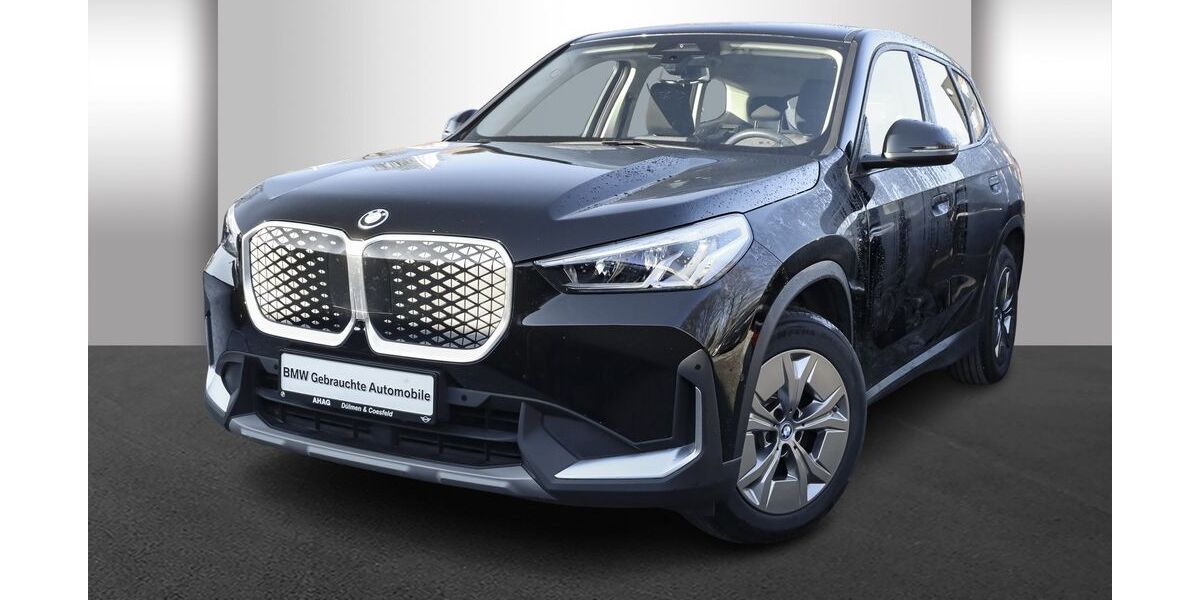 BMW iX1 9.000 km 33.880 &euro; Dülmen 48249