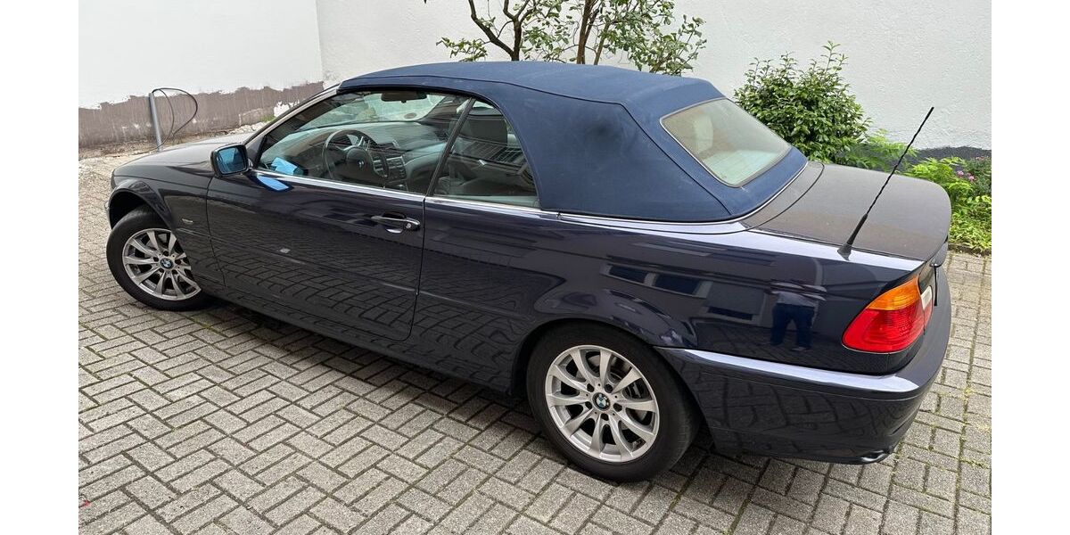 BMW 323 213.350 km 6.200 &euro; Duisburg 47051
