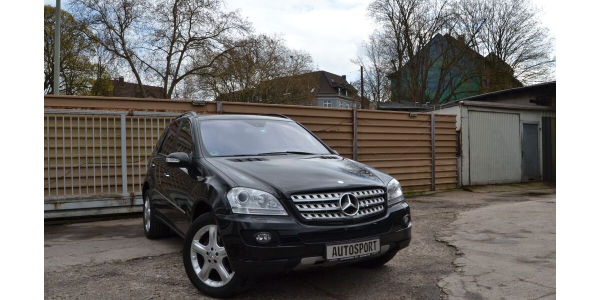 Mercedes-Benz ML 320 70.882 km 20.980 &euro; Duisburg 47166
