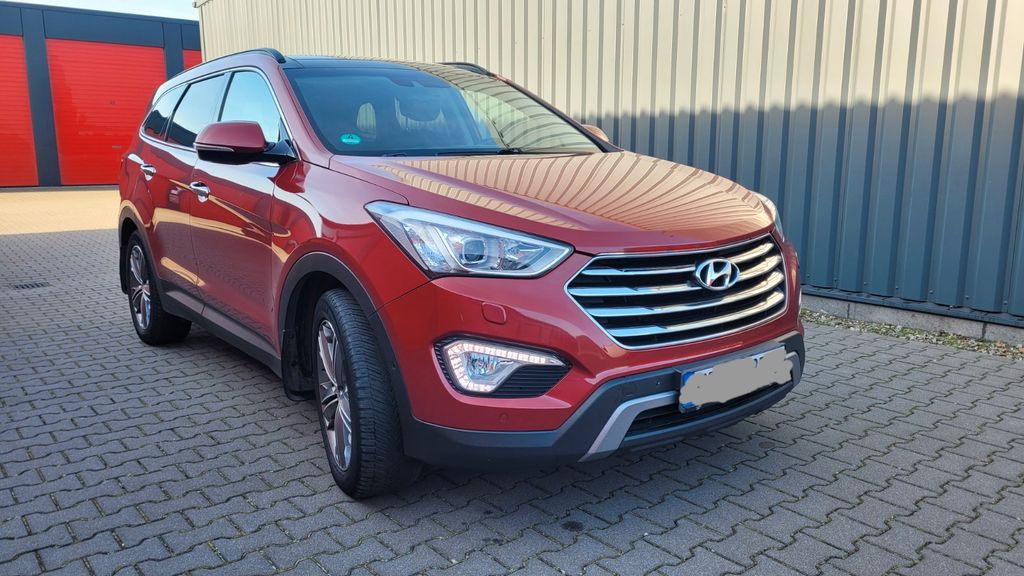 Hyundai Grand Santa Fe 220.000 km 12.990 &euro; Dorsten 46284