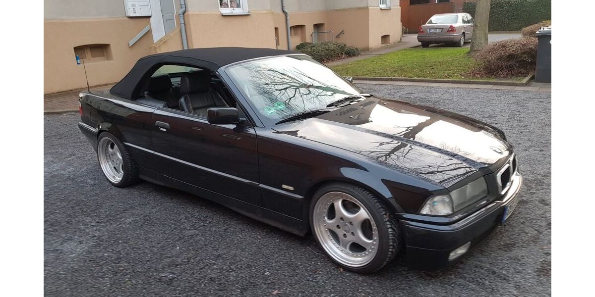 BMW 318 76.000 km 10.990 &euro; Recklinghausen 45663