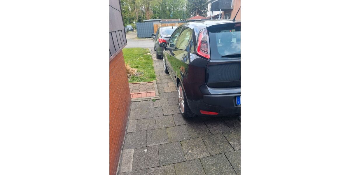 Fiat Punto Evo 81.000 km 2.800 &euro; Recklinghausen 45661