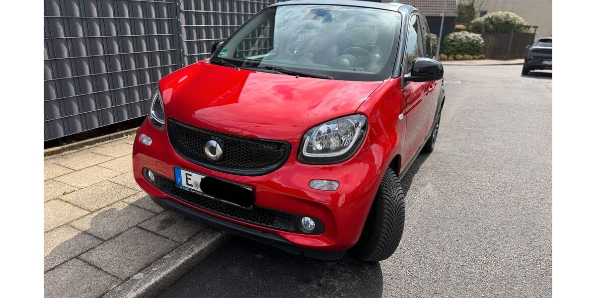 Smart ForFour 19.870 km 9.650 &euro; Essen 45259