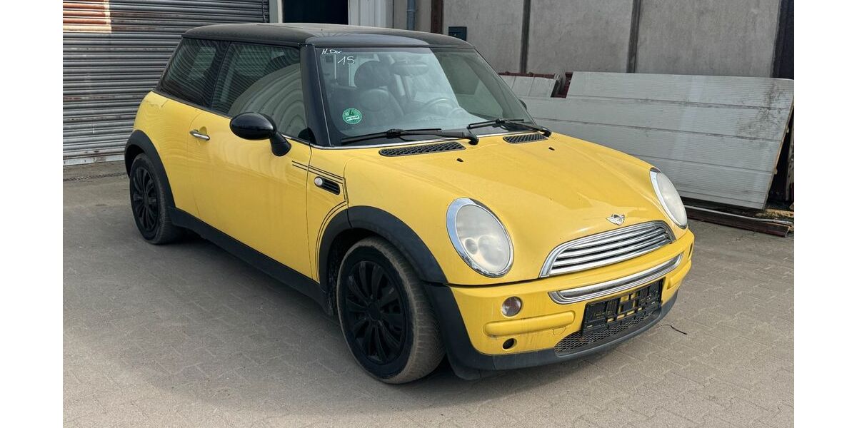 Mini Cooper 216.532 km 1.090 &euro; Bottrop 46240