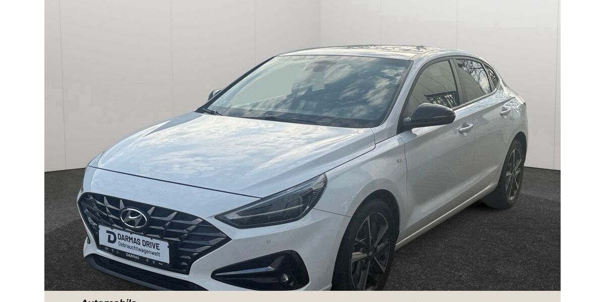 Hyundai i30 15.799 km 20.490 &euro; Dinslaken 46535