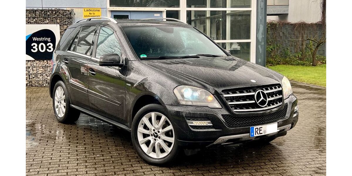 Mercedes-Benz ML 300 330.000 km 7.990 &euro; Recklinghausen 45665