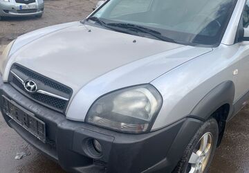 Hyundai TUCSON 286.000 km 2.350 &euro; Bottrop 46238