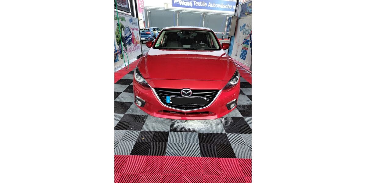 Mazda 3 121.000 km 11.850 &euro; Herne 44623