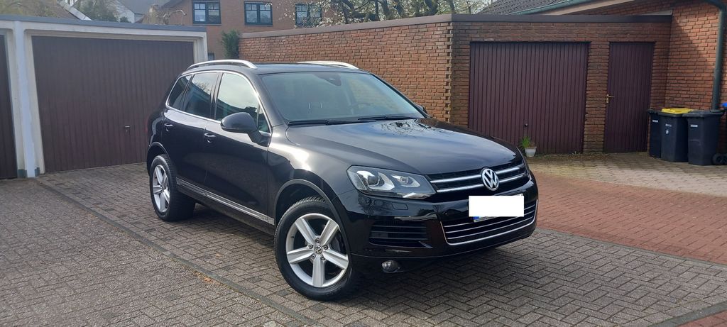 VW Touareg 248.300 km 10.499 &euro; Rhede 46414