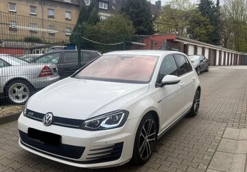 VW Golf 217.000 km 11.900 &euro; Essen 45143