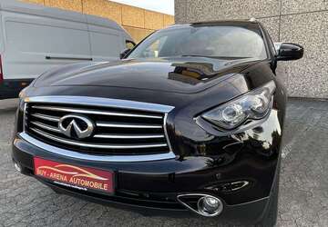 INFINITI QX70 250.000 km 10.800 &euro; Essen 45356