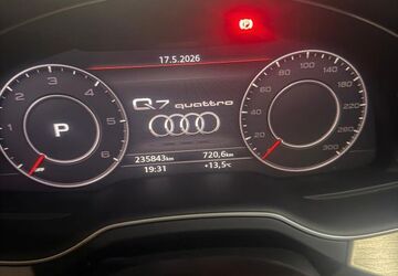 Audi Q7 235.800 km 25.300 &euro; Essen 45355