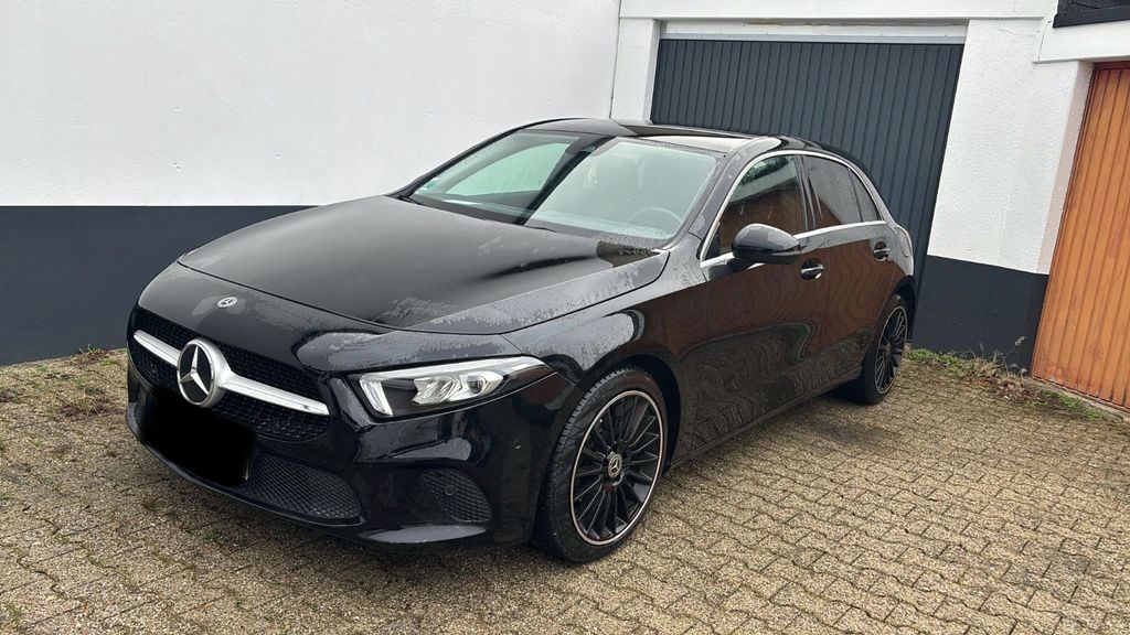 Mercedes-Benz A 180 55.000 km 23.900 &euro; Gelsenkirchen 45879
