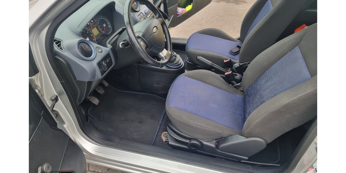 Ford Fiesta 171.591 km 1.990 &euro; Olfen 59399