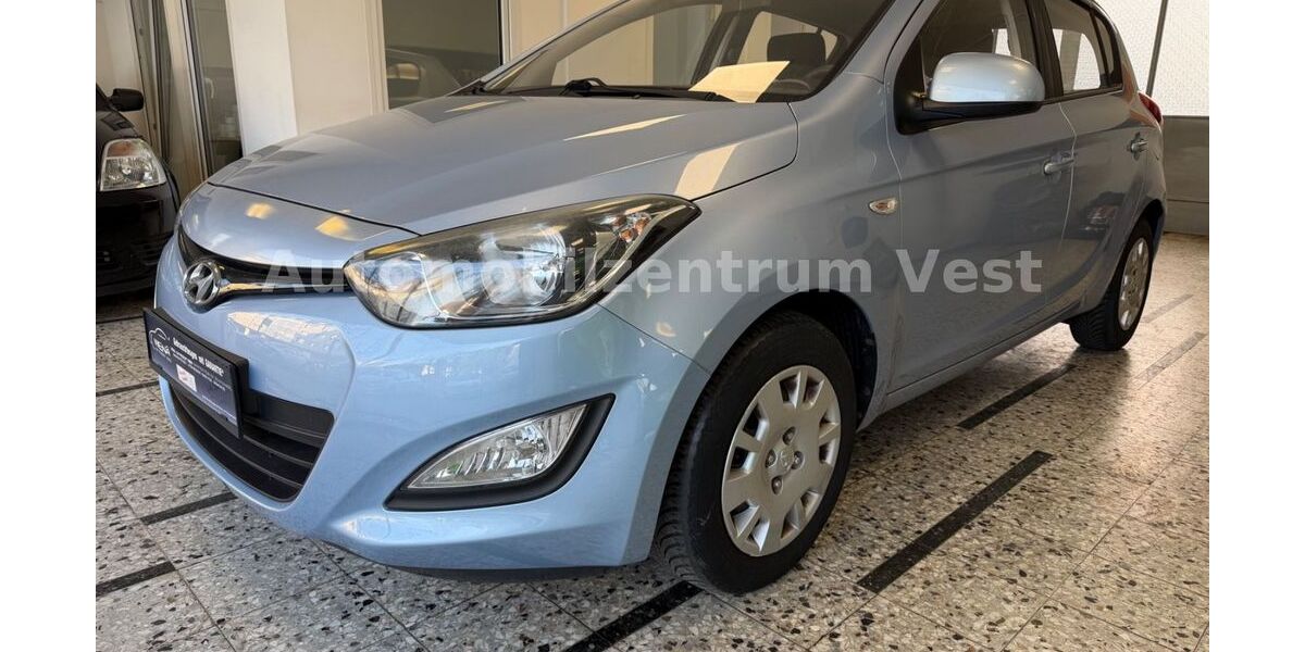 Hyundai i20 99.800 km 4.870 &euro; Recklinghausen 45657