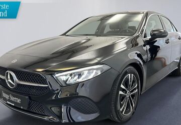 Mercedes-Benz A 180 14.572 km 28.990 &euro; Rhede 46414