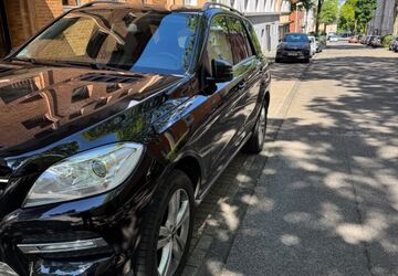 Mercedes-Benz ML 250 191.000 km 16.499 &euro; Essen 45147