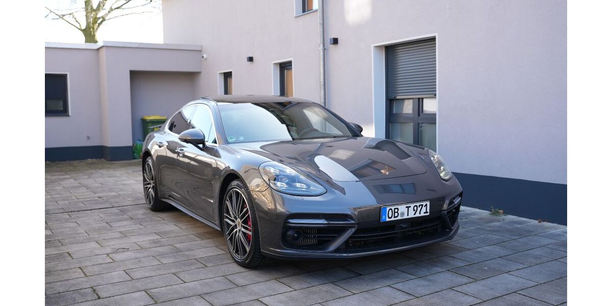 Porsche Panamera 60.000 km 85.900 &euro; Oberhausen 46119