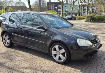 VW Golf 282.755 km 1.500 &euro; Oberhausen 46045