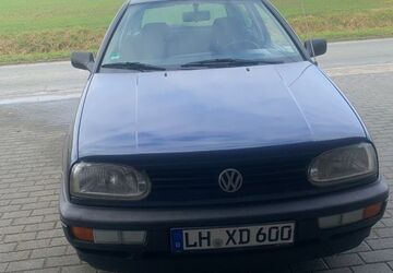 VW Golf 98.500 km 2.450 &euro; Olfen 59399