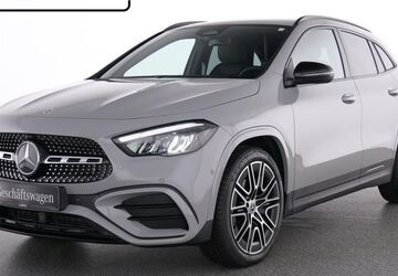 Mercedes-Benz GLA 180 9.923 km 39.270 &euro; Essen 45309