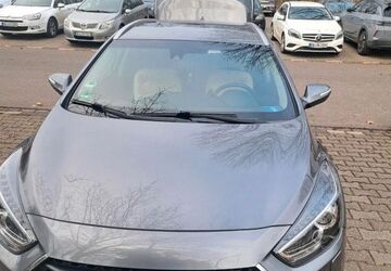 Hyundai i40 150.000 km 9.500 &euro; Duisburg 47051